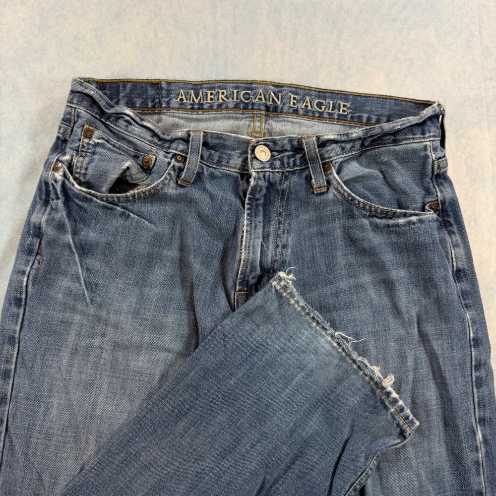 American Eagle Original Straight Jeans Mens 30x30 Blue Fair Distressed Denim
